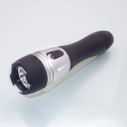 S28 Shocker Electrique + LED lampe de poche 4 in 1 - HY-8800