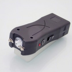 S36 Elektroschocker + LED-Taschenlampe 2 in 1 - 10 cm